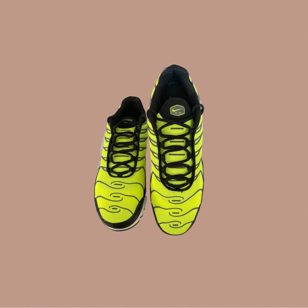 Nike Air Max Plus Mens Neon Green | Sz. 10.5